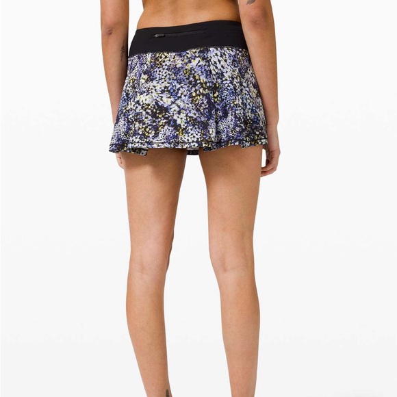 lululemon athletica Dresses & Skirts - Lululemon Athletica Blue Gray Skater Mini Skirt size 8 tall